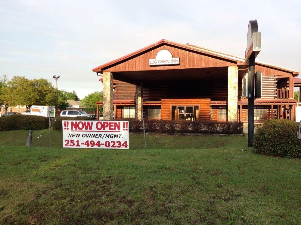 Log Cabin Inn Bay Minette Екстер'єр фото