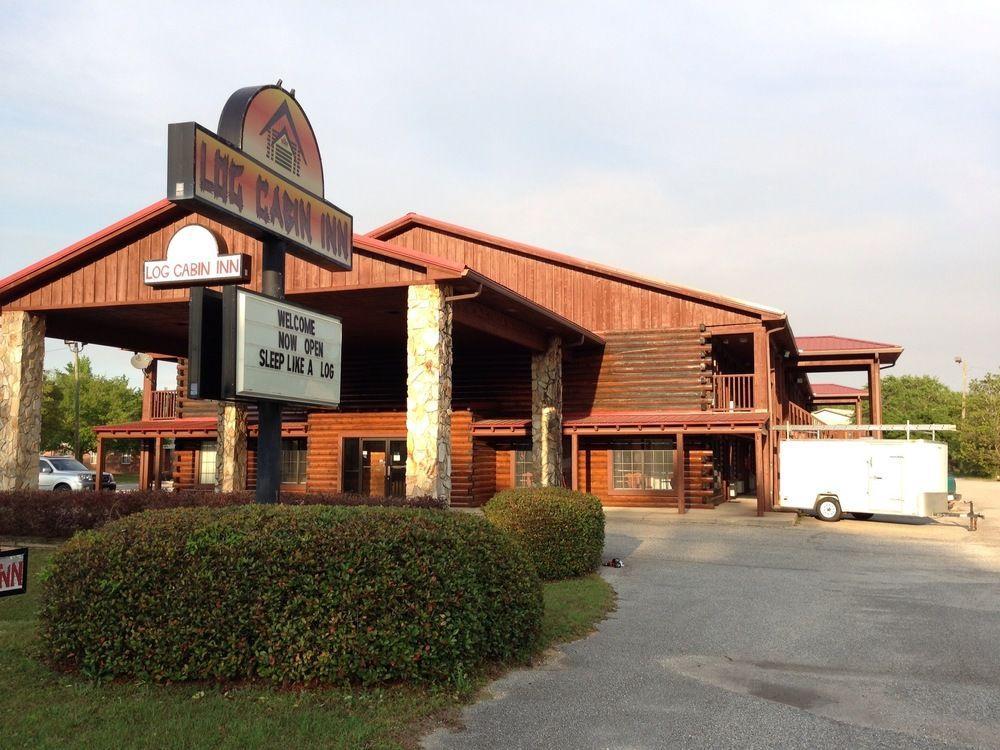 Log Cabin Inn Bay Minette Екстер'єр фото