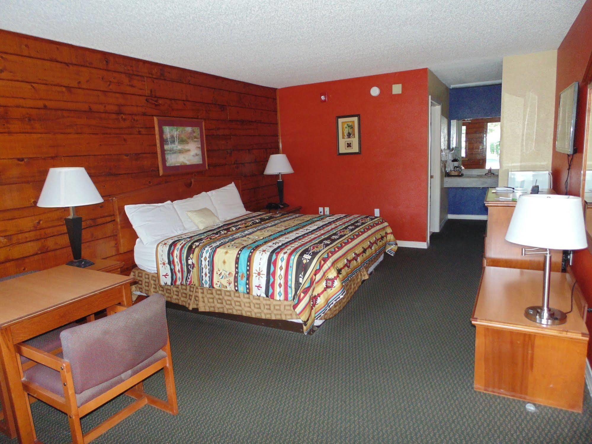 Log Cabin Inn Bay Minette Екстер'єр фото