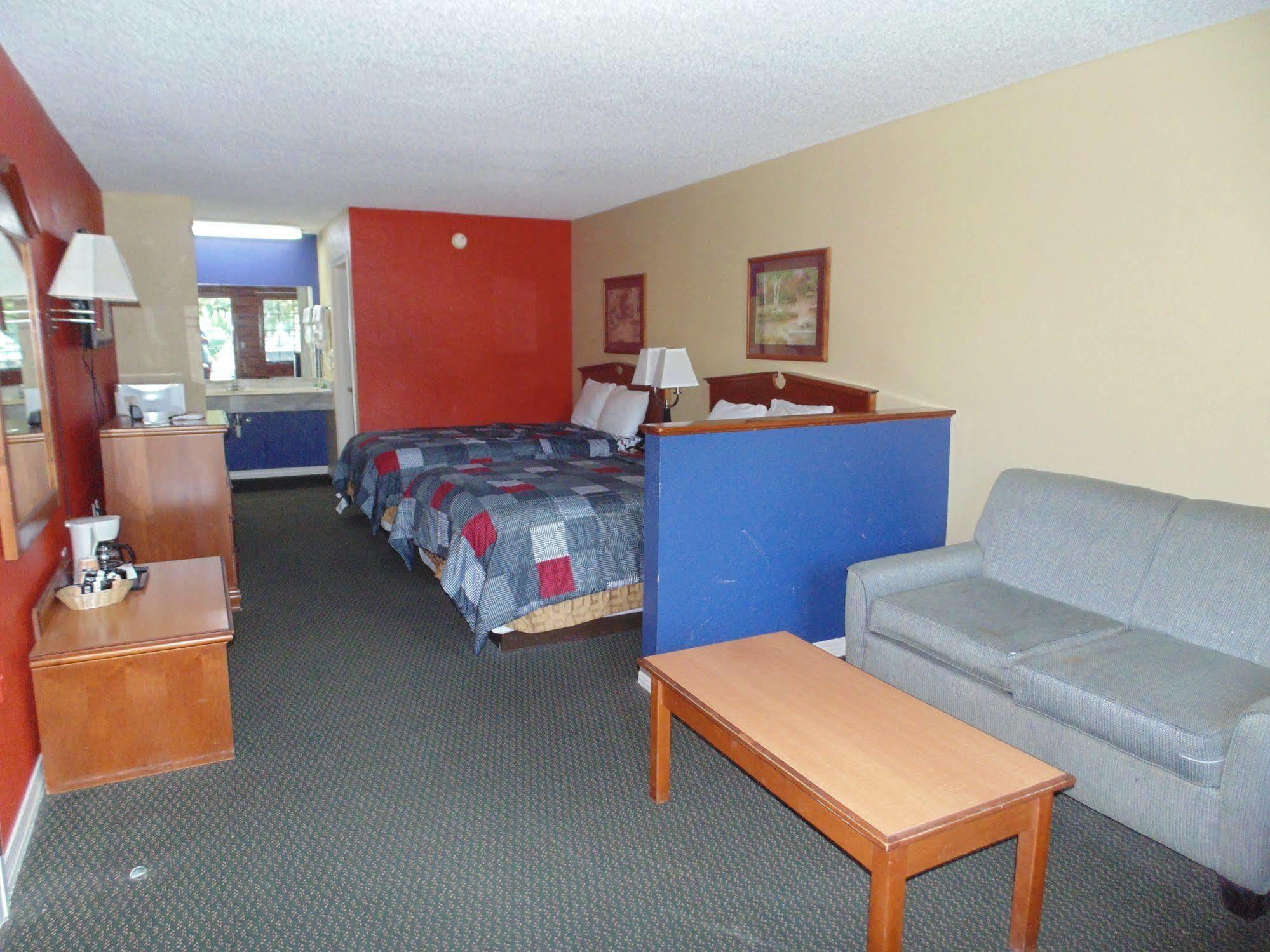 Log Cabin Inn Bay Minette Екстер'єр фото